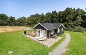 Beautiful Home In Aakirkeby With Kitchen, Vester Sømarken